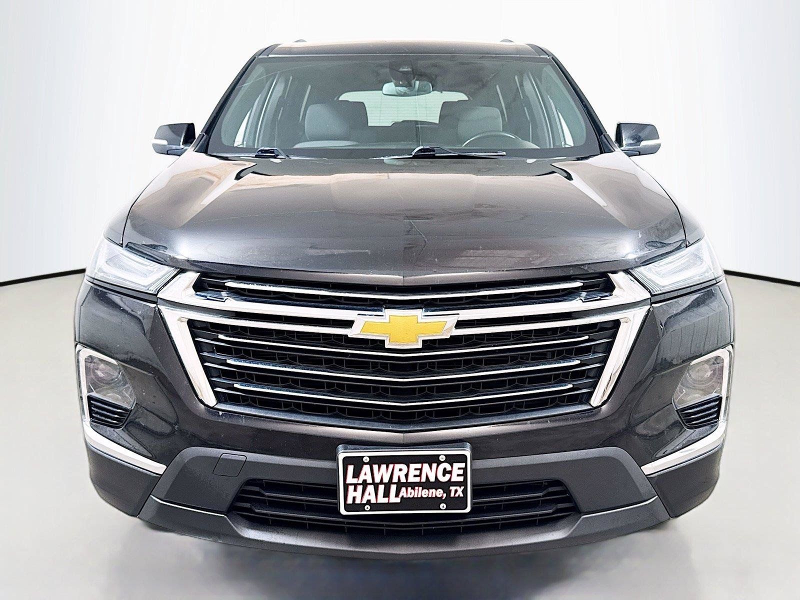 Used 2023 Chevrolet Traverse LT AWD/4WD image 2