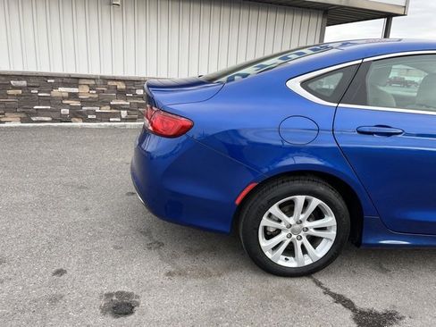 Used 2015 Chrysler 200 Limited image 16