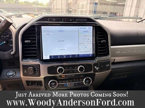 Used 2022 Ford F250 Lariat w/ Lariat Ultimate Package AWD/4WD image 11