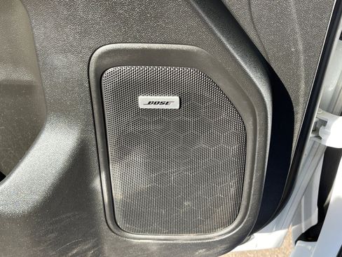 Used 2023 GMC Sierra 3500 SLT w/ SLT Premium Package image 27