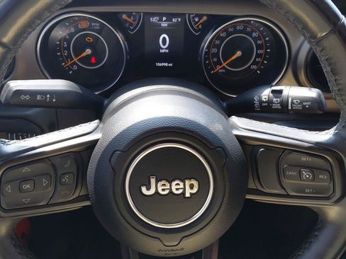 Used 2019 Jeep Wrangler Sport AWD/4WD image 33