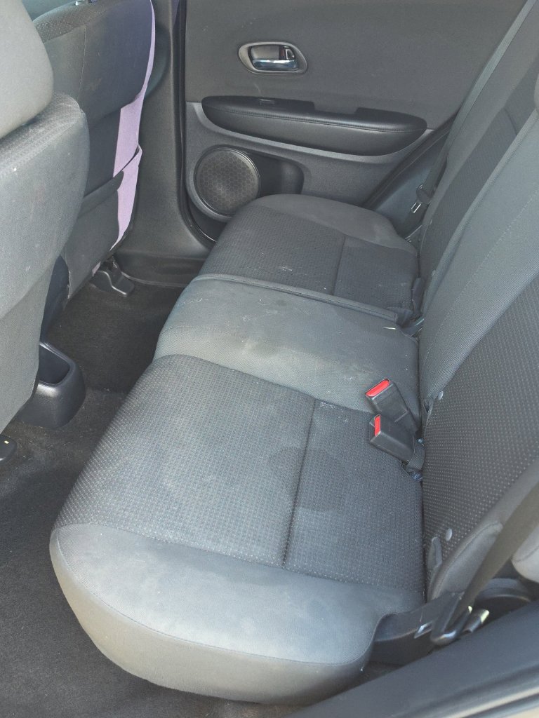 Used 2021 Honda HR-V LX image 10