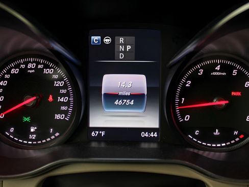 Used 2019 Mercedes-Benz GLC 300 image 33