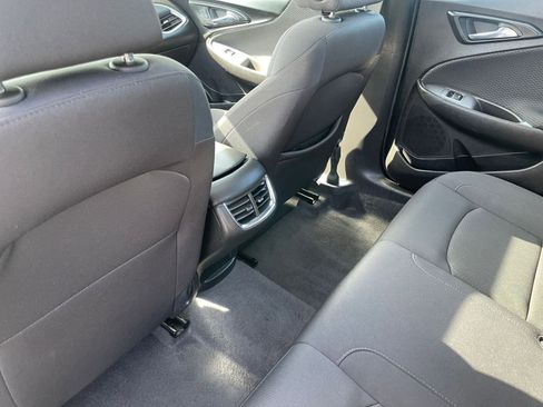 Used 2024 Chevrolet Malibu LT image 24