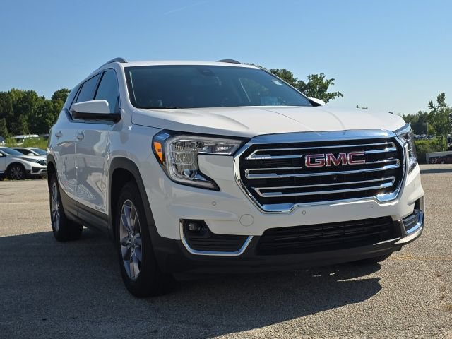 Used 2023 GMC Terrain SLT w/ Tech Package AWD/4WD image 7