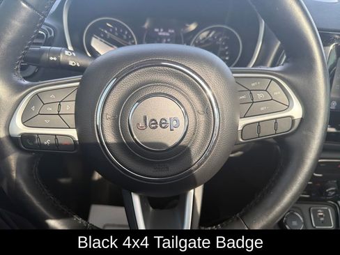 Used 2020 Jeep Compass Latitude AWD/4WD image 16
