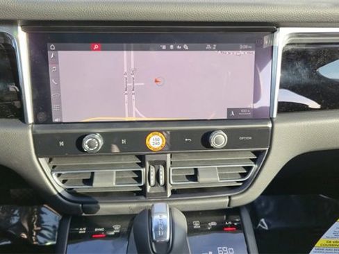 New 2025 Porsche Macan image 18