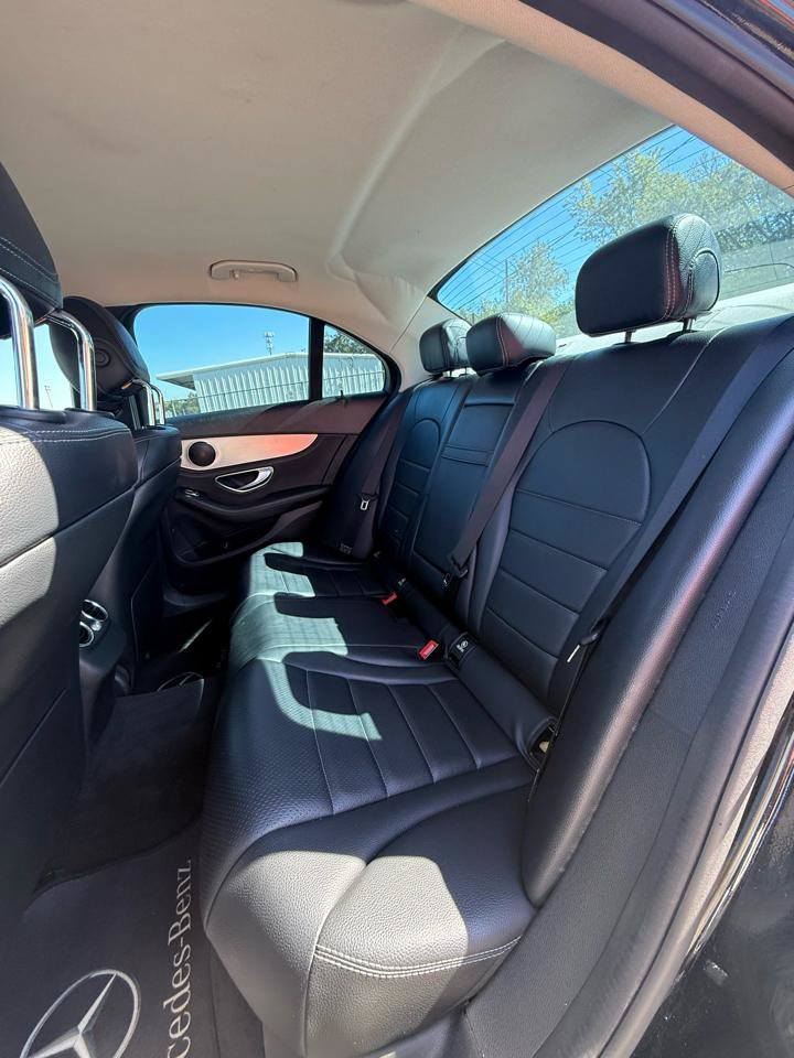 Used 2016 Mercedes-Benz C 300 4MATIC Sedan image 9