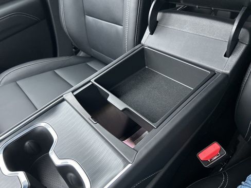 New 2026 GMC Acadia Elevation w/ Black Edition image 32