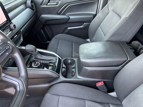 Used 2024 Chevrolet Colorado Trail Boss w/ Advanced Trailering Package AWD/4WD image 19