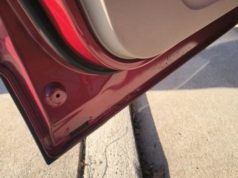 Used 2015 Ford Escape Titanium image 9