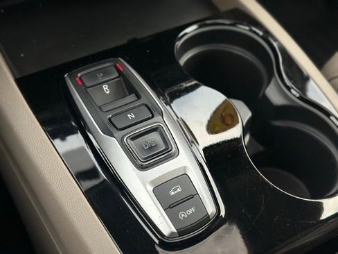 Used 2019 Honda Pilot Touring image 12