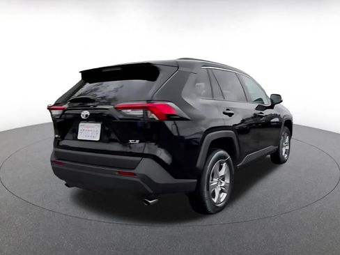 Used 2025 Toyota RAV4 XLE image 14