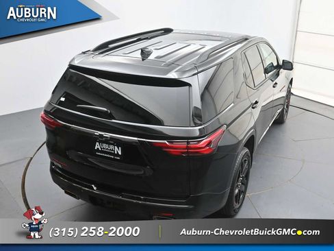 Used 2023 Chevrolet Traverse Premier w/ Redline Edition AWD/4WD image 32