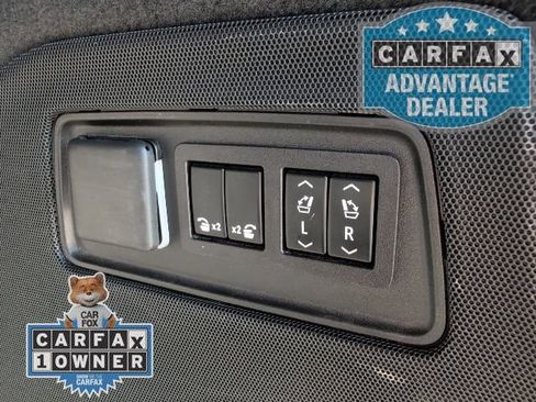 Used 2023 Cadillac Escalade Sport image 14