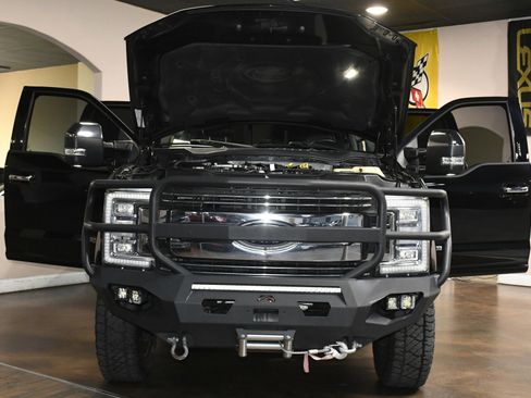 Used 2019 Ford F250 Lariat w/ Lariat Ultimate Package image 87