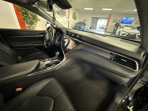 Used 2019 Toyota Camry XSE w/ Carpet Mat Package FWD image 16