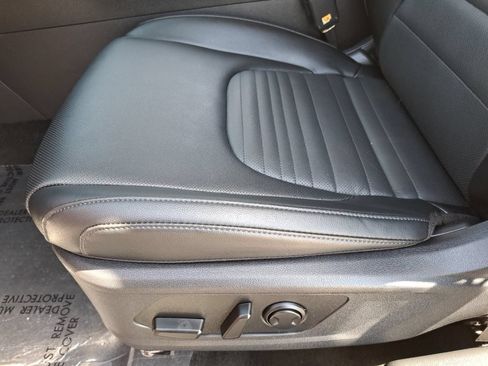 Used 2024 Kia Sportage SX FWD image 31