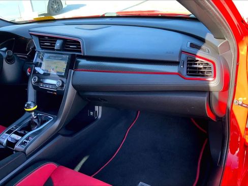 Used 2018 Honda Civic Type R image 17