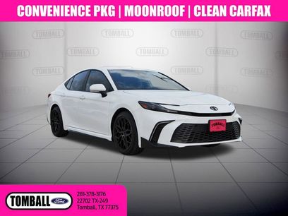 Used 2025 Toyota Camry SE w/ Convenience Package