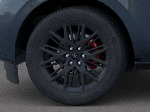 New 2025 Ford Expedition Platinum w/ Stealth Performance Package image 19