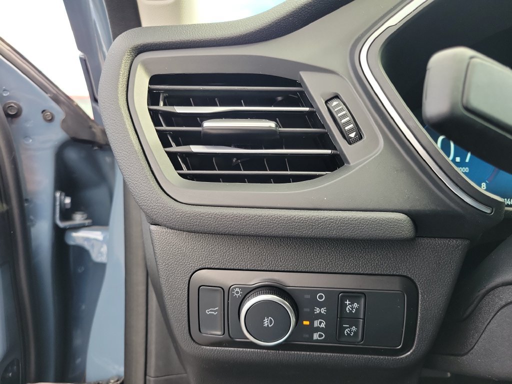 Certified 2023 Ford Escape Platinum AWD/4WD image 22