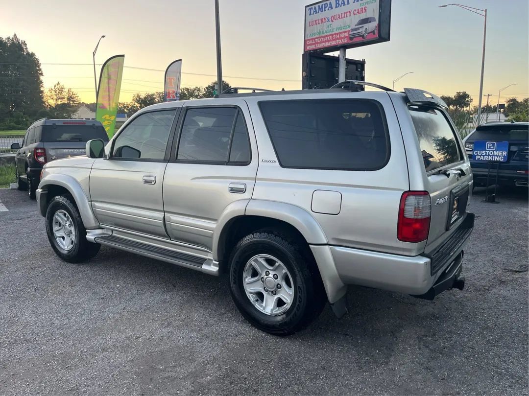 Used 2000 Toyota 4Runner Limited AWD/4WD image 7