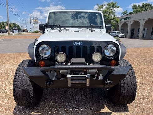 Used 2015 Jeep Wrangler Sport AWD/4WD image 2