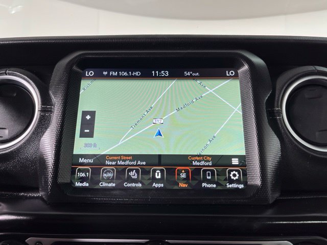 Used 2022 Jeep Wrangler Unlimited Sahara w/ Cold Weather Group AWD/4WD image 33
