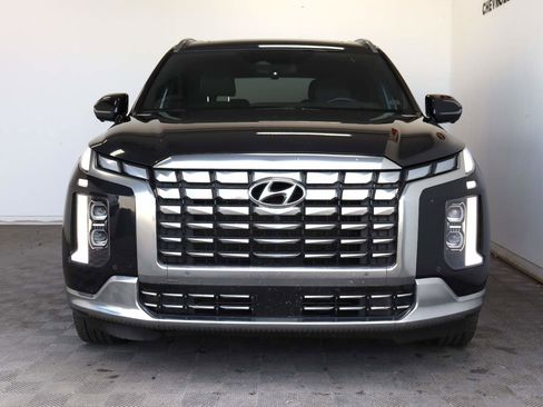 Used 2024 Hyundai Palisade Calligraphy image 2
