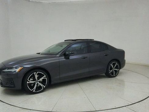 Used 2024 Volvo S60 B5 Plus w/ Climate Package image 69