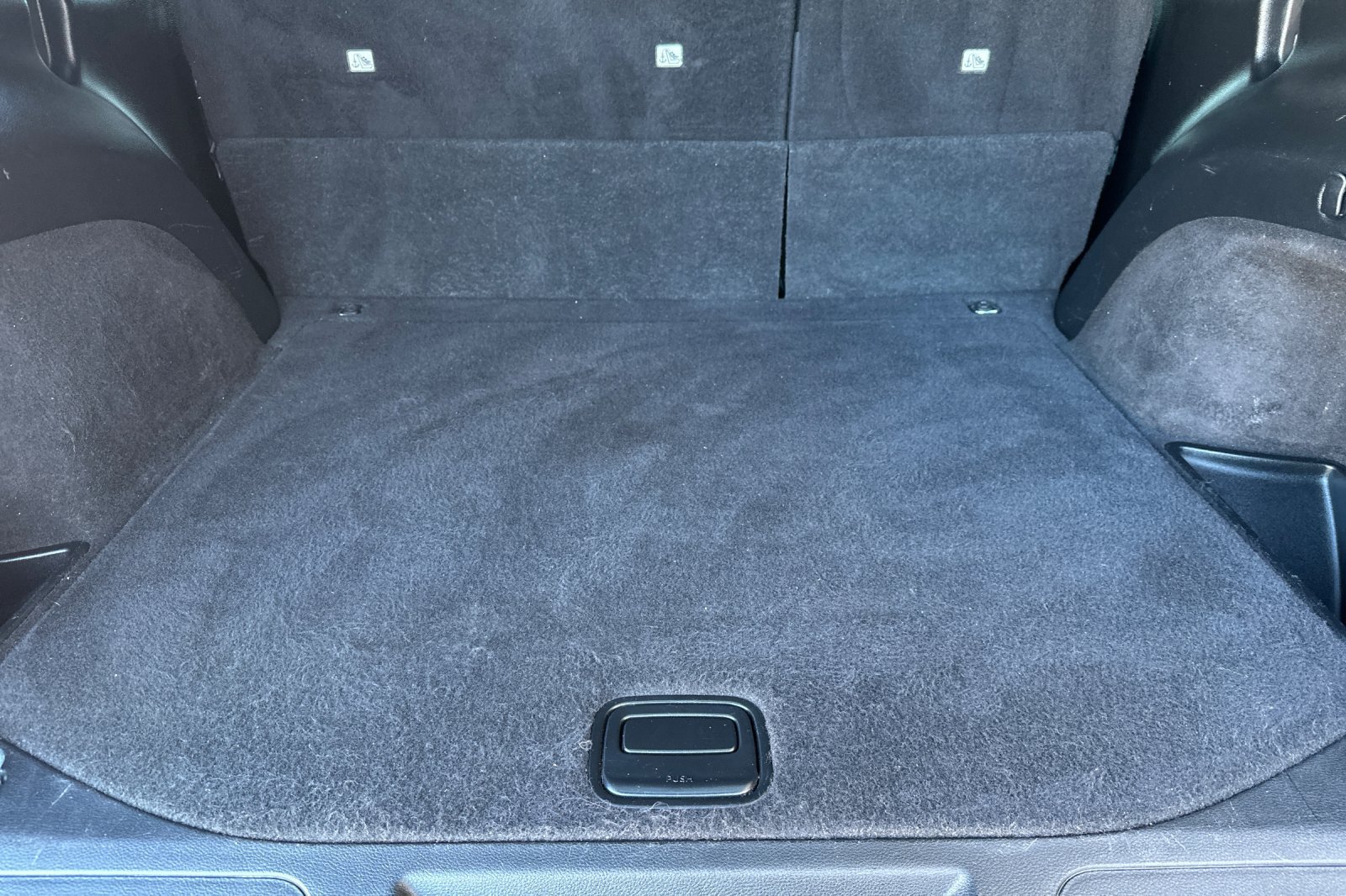 Used 2020 Jeep Grand Cherokee Altitude AWD/4WD image 19