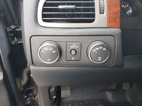 Used 2011 Chevrolet Silverado 1500 LTZ w/ LTZ Plus Package image 28