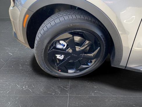 New 2026 Kia Sorento SX Prestige image 9