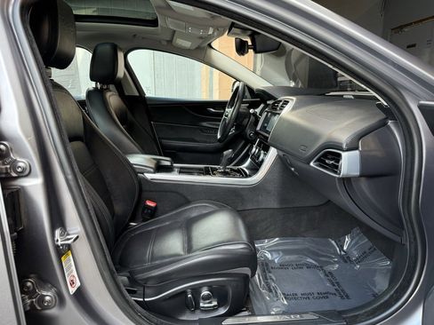 Used 2020 Jaguar XE S image 17