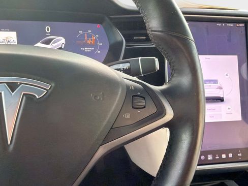 Used 2020 Tesla Model X Long Range AWD/4WD image 26