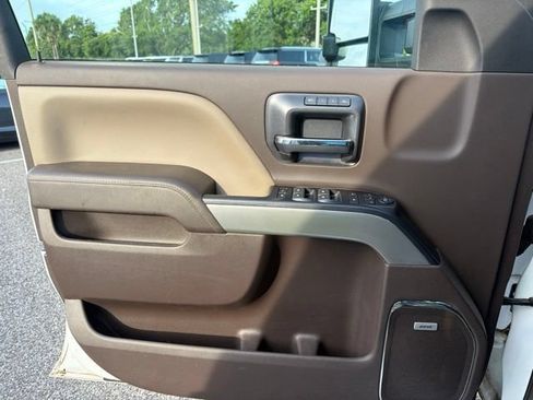 Used 2019 Chevrolet Silverado 2500 LTZ w/ Duramax Plus Package AWD/4WD image 10