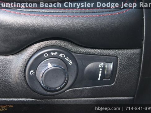 Used 2024 Dodge Durango GT image 11