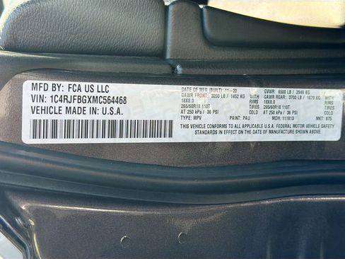 Used 2021 Jeep Grand Cherokee Limited w/ Premium Lighting Group image 45