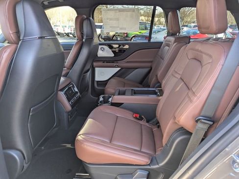 New 2026 Lincoln Aviator Reserve image 13