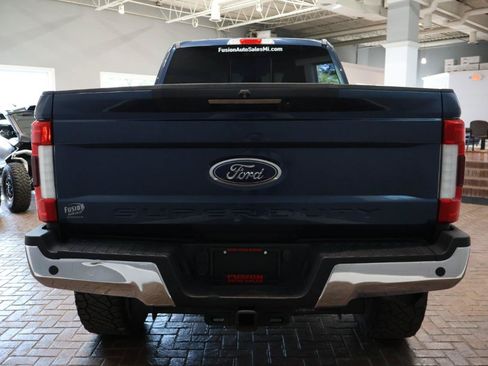 Used 2017 Ford F250 Lariat w/ Lariat Ultimate Package AWD/4WD image 6
