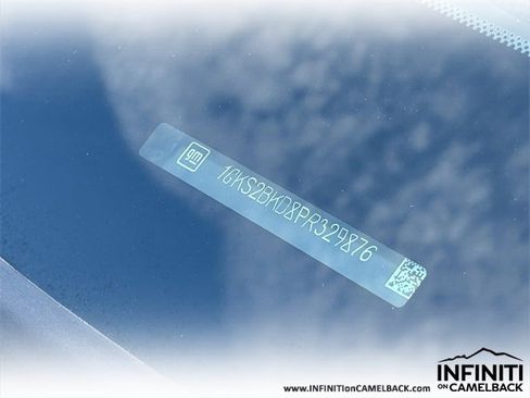 Used 2023 GMC Yukon SLT w/ SLT Premium Package image 32