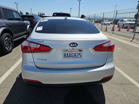 Used 2016 Kia Forte LX w/ LX Popular Plus Package FWD image 8