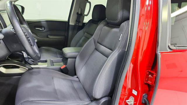 Used 2022 Nissan Frontier SV RWD image 11