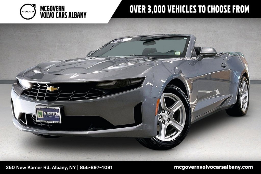 Used 2019 Chevrolet Camaro LT RWD image 1