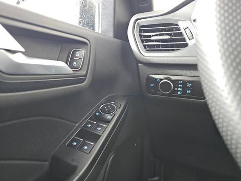 Used 2023 Ford Escape ST-Line AWD/4WD image 34