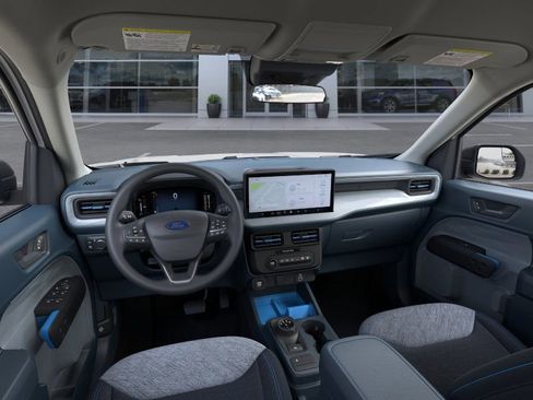 New 2025 Ford Maverick XLT image 9