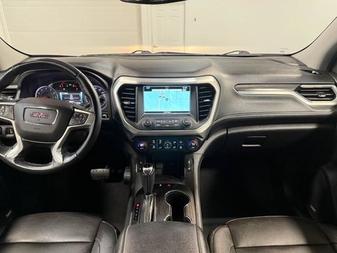 Used 2018 GMC Acadia SLT AWD/4WD image 17
