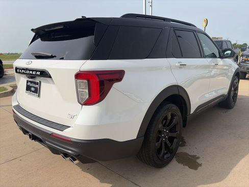 Used 2022 Ford Explorer ST w/ Equipment Group 401A AWD/4WD image 5