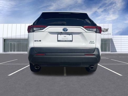 Used 2024 Toyota RAV4 XLE image 7